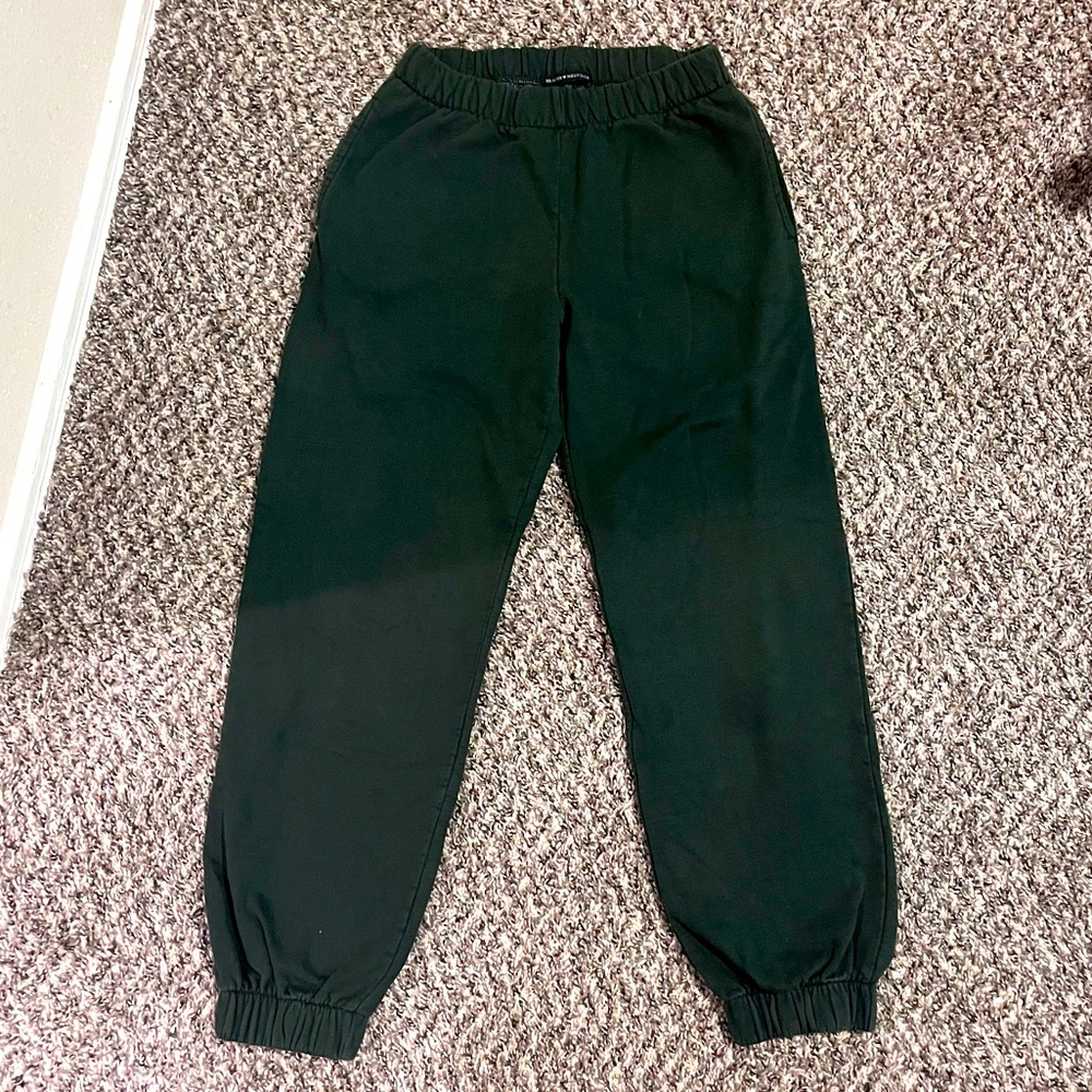 BRANDY MELVILLE SWEATPANTS